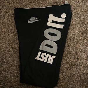 Womens nike leggings